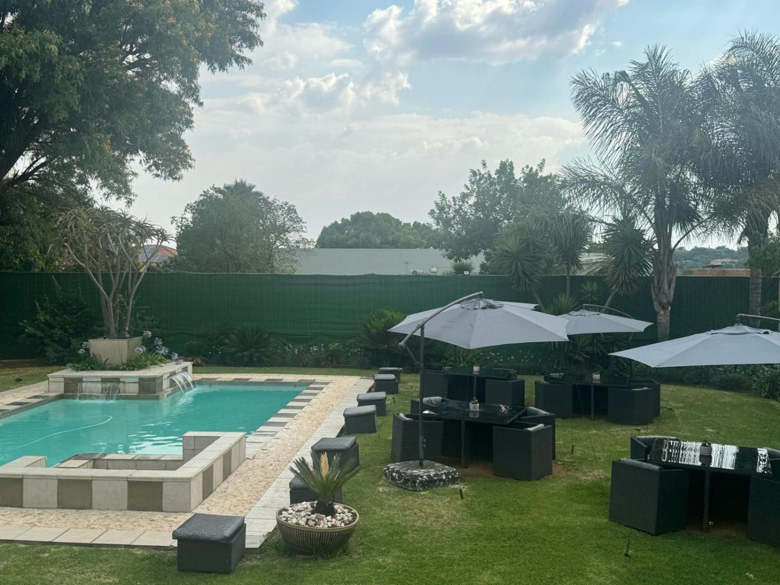 Africa Paradise - Or Tambo Airport Boutique Hotel Benoni Buitenkant foto
