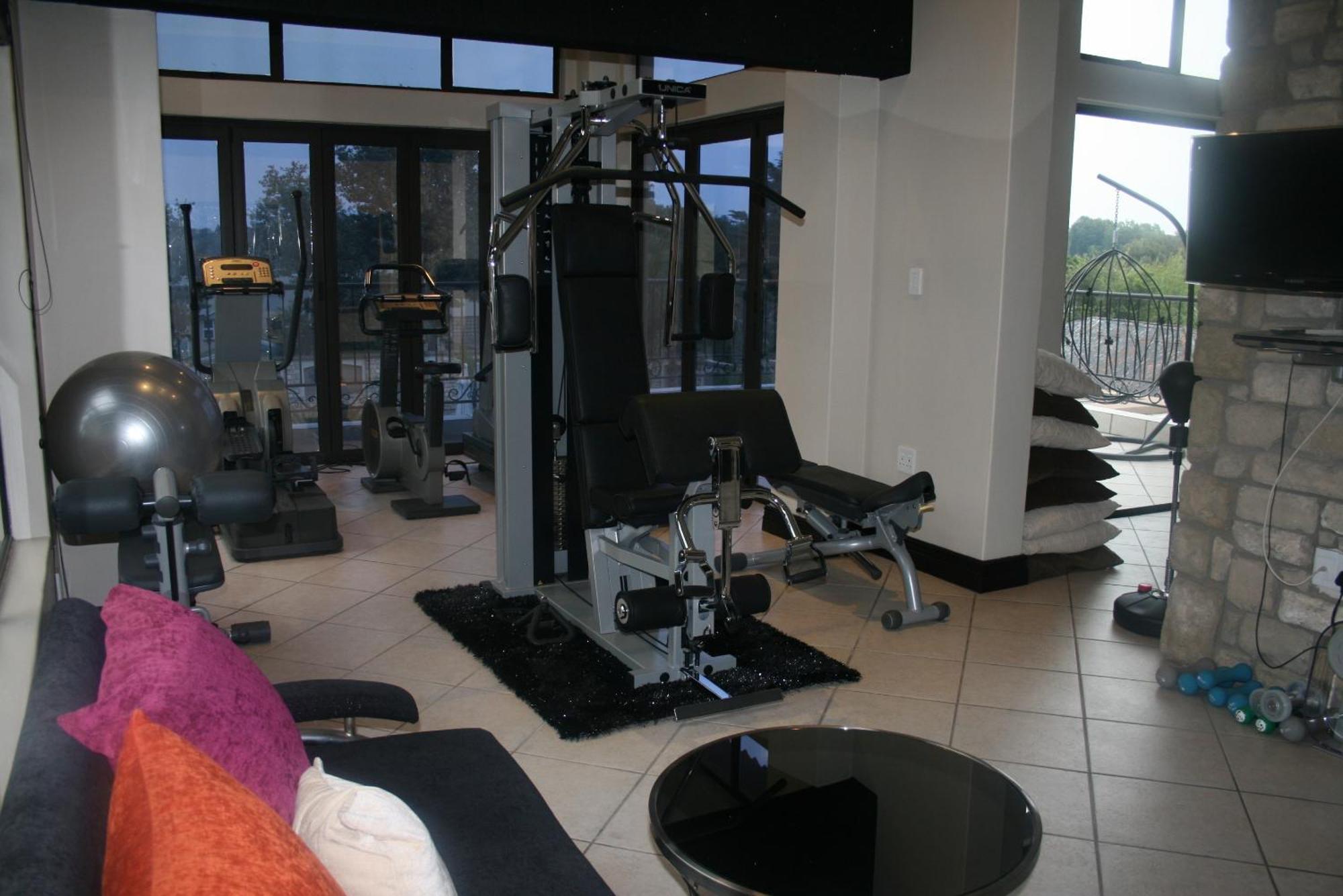 Africa Paradise - Or Tambo Airport Boutique Hotel Benoni Buitenkant foto